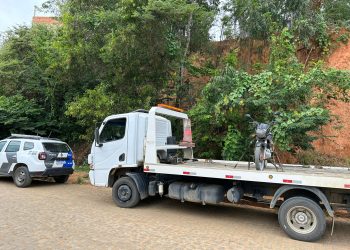 Vículo furtado é recuperado em Barra de São Francisco