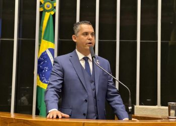Ministro do Trabalho e Emprego vai a Vitória segunda (10) para assinatura de acordo de formalização do trabalho temporário na produção do café