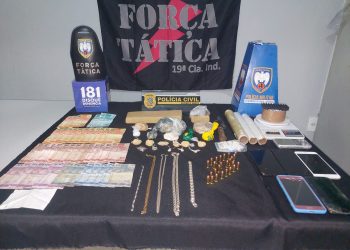 POLICIAS CIVIL E MILITAR FAZEM OPERAÇÃO EM MONTANHA-ES