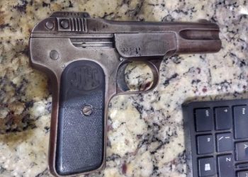 Porte ilegal de arma de fogo