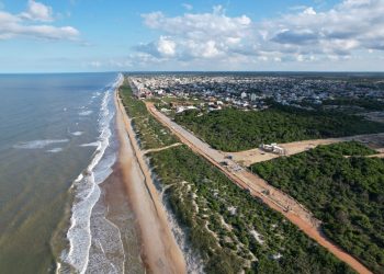 Revitalização da orla de Guriri continua avançando: mais 1 quilômetro de calçadão para a avenida Oceano Atlântico