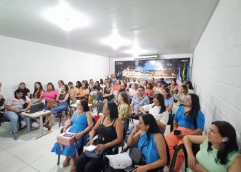 SÃO MATEUS SEDIA TREINAMENTO PARA PROFISSIONAIS DO SUAS DE 16 MUNICÍPIOS