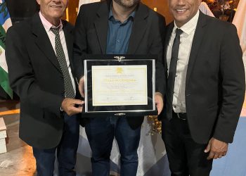 Morador de São Mateus recebe título de cidadão Canariense