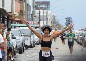 Corrida de rua em Guriri: Mercio e Poliane garantem 500 pontos e saem na frente na primeira etapa da copa norte 2024
