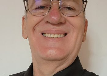 Herói de Cada Dia  Por: Naasson Sales