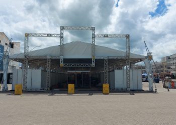 Feira da ilha: Cores, sabores e Musica em Guriri