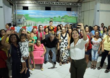 PDT MULHER DE SÃO MATEUS REÚNE FAMÍLIAS NA PERIFERIA NO DIA INTERNACIONAL DA MULHER