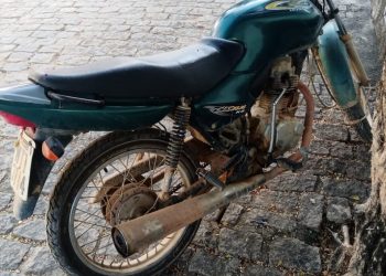 Moto roubada é recuperada em Barra de São Francisco