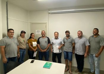 Associação de feirantes de Colatina se reúne com prefeito Guerino Balestrassi