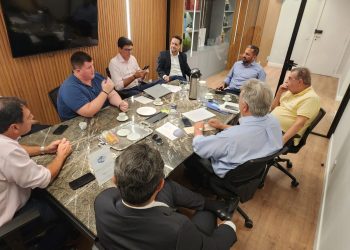 Mazinho é escolhido porta-voz da “terceira via” para eleições de Vitória