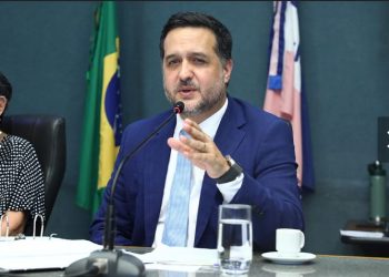 Gandini quer saber da Prefeitura de Vitória por que lei que obriga aceitação de laudo permanente para autistas não é cumprida na capital