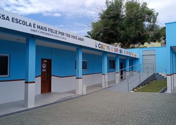 Montanha tem primeira escola com salas equipadas com smart tvs e ar condicionado