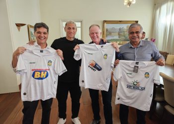 Governador Renato Casagrande, recebeu o jogador Richarlison, jogador do Tottenham