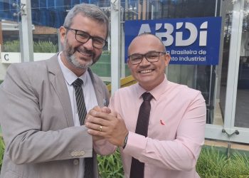 Médico sanitarista Nésio Fernandes manifesta apoio para Lulinha