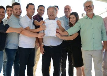 Prefeito Guerino inaugura Centro de Distribuição de Água Tratada e assina ordens de serviço para obras de saneamento em Colatina