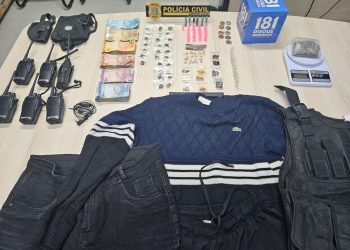 Operação conjunta cumpre mandado de busca e apreensão em Vila VelhaDurante o cumprimento, os policiais encontraram uma motocicleta utilizada em um roubo no bairro Ataíde.