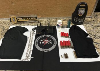 OPERAÇÃO POLICIAL EM BARRA DE SÃO FRANCISCO APREENDE MATERIAIS RELACIONADOS AO CRIME ORGANIZADO