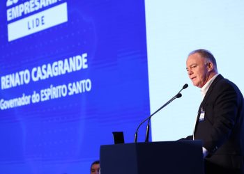 Governador Casagrande participa de maior fórum empresarial do País, no Rio de Janeiro