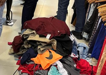 Polícia Civil apreende roupas e acessórios falsificados em Linhares