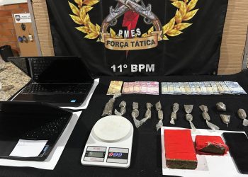 AÇÃO RÁPIDA DA PM RESULTA NA RECUPERAÇÃO DE PRODUTOS FURTADOS E APREENDE DROGAS NO BAIRRO COLINA