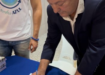 PREFEITO GUERINO ASSINA ORDEM DE SERVIÇO PARA OBRAS DE PAVIMENTAÇÃO E ILUMINAÇÃO NA CHÁCARA DA DONA PRETA