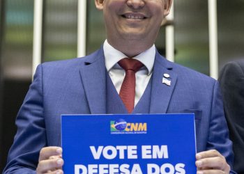 Pelo segundo ano seguido, Gilson Daniel é eleito o Deputado Federal mais municipalista do Brasil