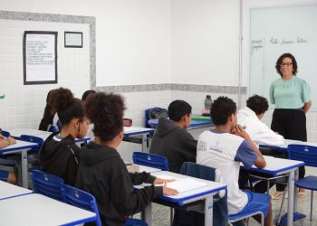 INSCRIÇÕES ABERTAS PARA PROCESSO SELETIVO DE PROFESSORES EM DESIGNAÇÃO TEMPORÁRIA EM COLATINA