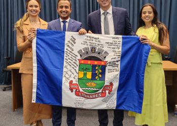Lucas Scaramussa e Franco Fiorot tomam posse em Linhares Educação, Saúde, Segurança Pública e Assistência social serão as prioridades do novo prefeito