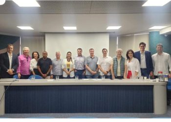AUTORIDADES SE REÚNEM PARA DISCUTIR MELHORIAS PARA POLO DE IRRIGAÇÃO CAPIXABA