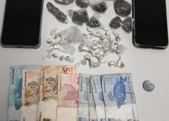 POLICIAIS DO 11º BPM APREENDEM DROGAS E DETÉM MENORES EM ÁGUIA BRANCA