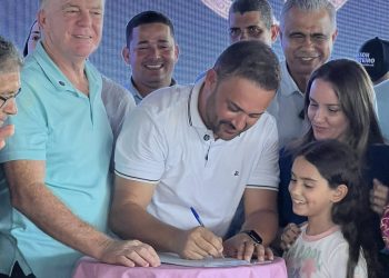 Prefeito Edilson reforça compromisso com reabertura da maternidade durante evento com governador