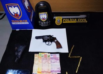OPERAÇÃO CONJUNTA PRENDE DOIS HOMENS E APREENDE ARMA DE FOGO EM ÁGUA DOCE DO NORTE