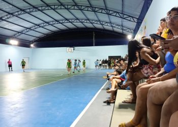 Prefeitura entrega nova quadra poliesportiva à comunidade de São João do Sobrado