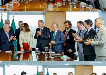 CURSO DE MEDICINA DA UFES É OFICIALIZADO EM SÃO MATEUS