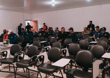 GUARDA MUNICIPAL PARTICIPA DE TREINAMENTO COM FOCO EM GERENCIAMENTO DE CRISE E USO DE INSTRUMENTOS DE MENOR POTENCIAL OFENSIVO