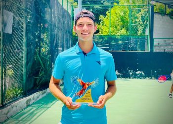 Victor Pignaton é campeão de simples e duplas em Tegucigalpa, em Honduras, torneio do circuito mundial juvenil