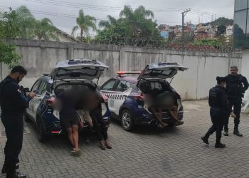 Guarda Municipal recupera moto roubada e detém cinco suspeitos