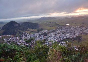 Fé, devoção e turismo: Tradicional Subida ao Monte Fujiyama aconteceu em Ecoporanga no dia 12 de outubro