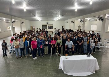 Prefeitura de Pinheiros e Móveis Simonetti promovem Campanha Fios de Carinho em Escolas