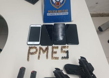 POLICIAIS DO 11º BPM APREENDEM DUAS PISTOLAS E DROGAS APÓS CONFRONTO NO BAIRRO COLINA