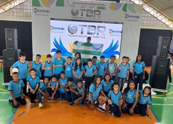 Projeto de robótica de Pedro Canário rende resultados e leva alunos a torneio nacional