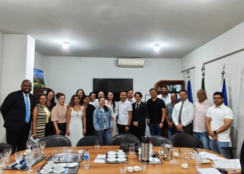 Enfermagem de Linhares volta a ser ouvida: Prefeito Lucas inaugura um novo tempo de diálogo e valorização de profissionais da saúde
