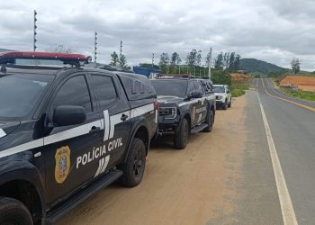 PCES interdita laticínio clandestino e apreende 400 litros de leite em Ecoporanga