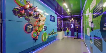 EDP leva caminhão educacional a estudantes de Ecoporanga