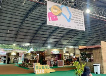 Comitiva de tropeiros percorre 165km de Conceição do Castelo a Santa Teresa para a Ruraltur, maior feira de turismo rural do Brasil