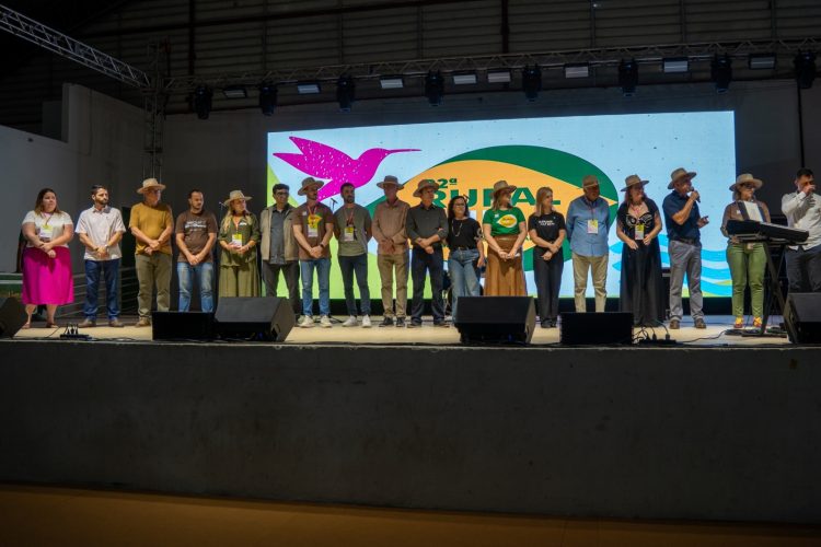 Comitiva de tropeiros percorre 165km de Conceição do Castelo a Santa Teresa para a Ruraltur, maior feira de turismo rural do Brasil