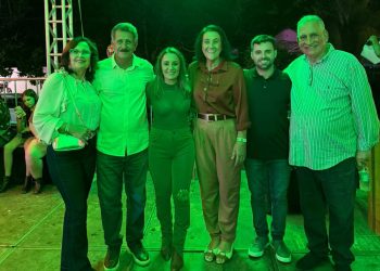 Emanuela Pedroso participa da festa de Marilândia ao lado de prefeitos da região e destaca investimentos históricos no município