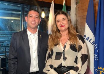 NOVA DIRETORIA DO ROTARY CLUB DE VITÓRIA–PRAIA DO CANTO TOMA POSSE NO DIA 20 DE JUNHO
