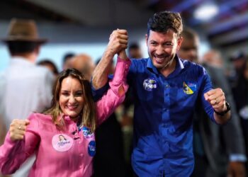 Emanuela Pedroso participa da convenção do PSDB em Vila Velha e reforça alinhamento com lideranças do partido Emanuela Pedroso participa da convenção do PSDB em Vila Velha e reforça alinhamento com lideranças do partido