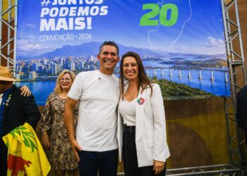 Após convenção do Podemos, Cyntia Grillo oficializa pré-candidatura a deputada estadual